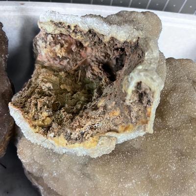 Tub of Geodes