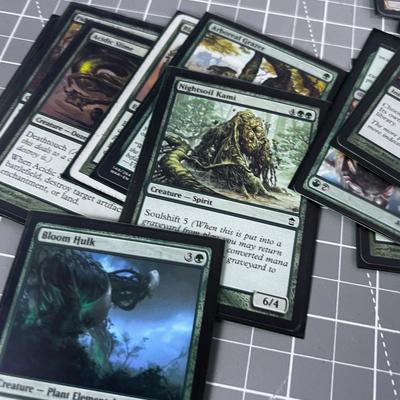 COLLECTIBLE MAGIC Cards in Sleeves in Near Mint 