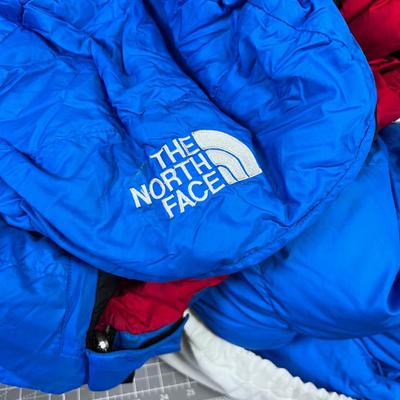 THE NORTH FACE BLUE KAZOO DOWN SLEEPING BAGS PAIR