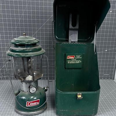 COLEMAN Vintage 1973 Lantern