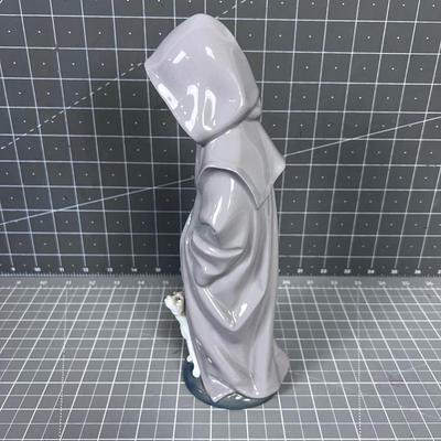 Hummel / Goebel Figurine: Hooded Boy with Dog