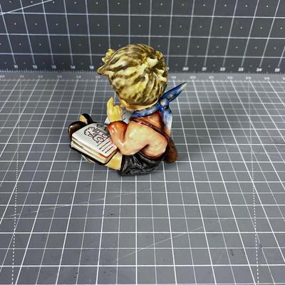 Hummel / Goebel Figurine: Toddler Boy Reading