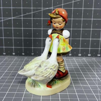 Hummel / Goebel Figurine: Goose Girl 