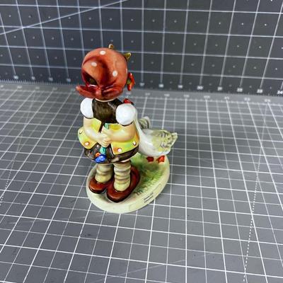 Hummel / Goebel Figurine: Goose Girl 