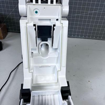 MAKITA Battery Charger & Radio 