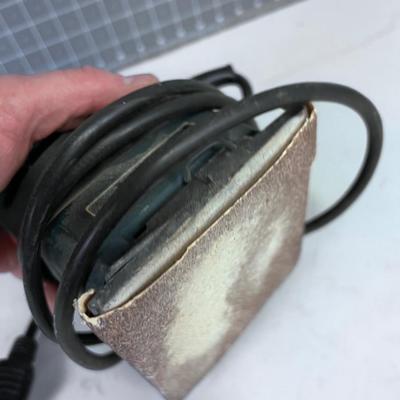 Black & Decker Sander 