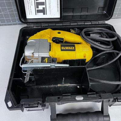 DeWalt  Electric Jig Saw DW317 With Case
