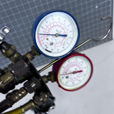 Freon Air Conditioning Gauges