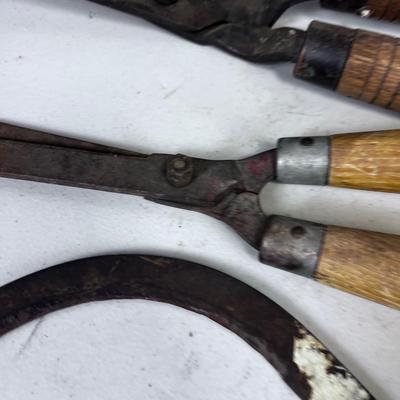 YARD tools; Sickle and Loppers