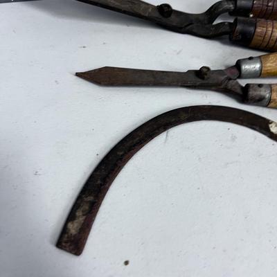 YARD tools; Sickle and Loppers