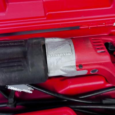 Milwaukee Heavy Duty Sawzall 