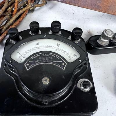 Weston Volt Amp Meter With Case 
