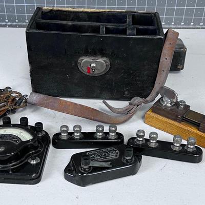Weston Volt Amp Meter With Case 