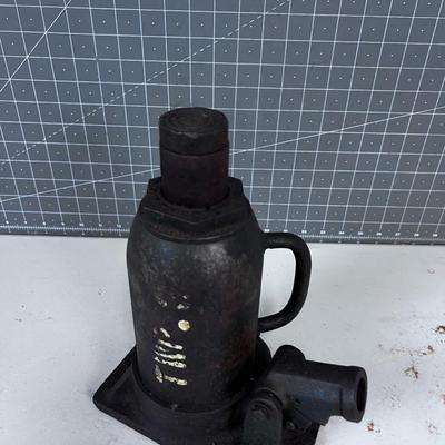Hydraulic Bottle Jack 12 Ton - This will lift your House up! 
