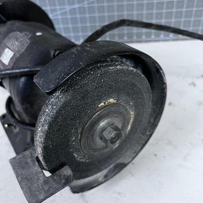 Delta Milwaukee 1/2 Horse Power Bench Grinder