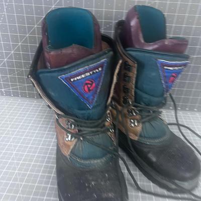 Burton Freestyle Snowboard Boots 