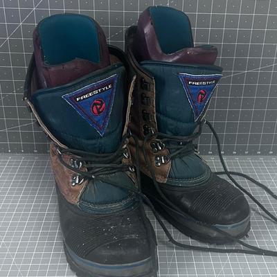 Burton Freestyle Snowboard Boots 