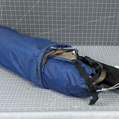 REI Tent HUT 2 Medium Tent with Poles