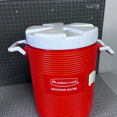 RUBBER MAID 5 Gallon Drinking Water Cooler 
