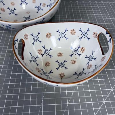 2 Serving Pieces also by TEMPTATIONS