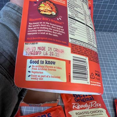 Uncle Bens Rice - (8) Pkg Spanish and (4) Roasted Chicken 