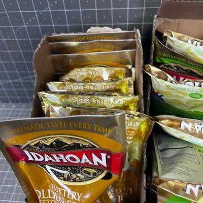 Idahoan Buttery and Sour Cream & Chives 20 Total 