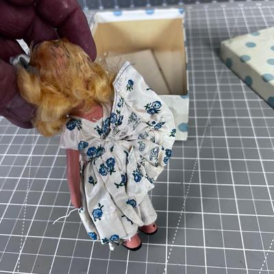 #127 Mary Little Maid Nancy Ann Story Book Dolls 