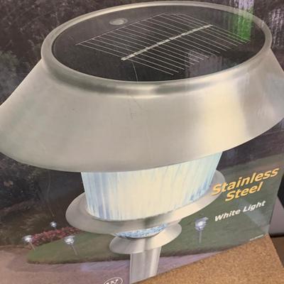 15 Westinghouse Solar Lights In Unopened Box