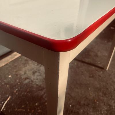 Enamel & Wood Table (G-MG)