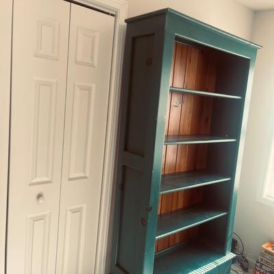 Teal Painted Wooden Bookcase (O-MG)