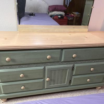 B1- Dresser/mirror, armoire & nightstand