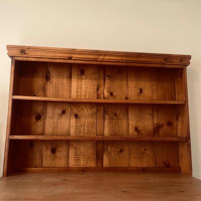 Rustic Wood Hutch Topper (O-MG)