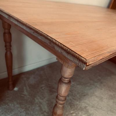 Solid Wood Table (O-MG)
