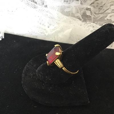 Large Gold Tone Cocktail Ring