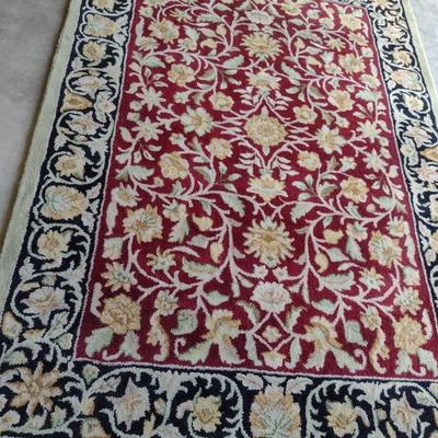 Tufted Wool Area Rug- Approx 5'3