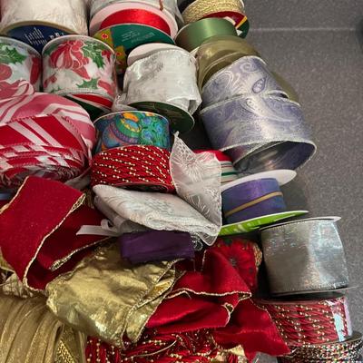 B17- Wholt lotta ribbon!!