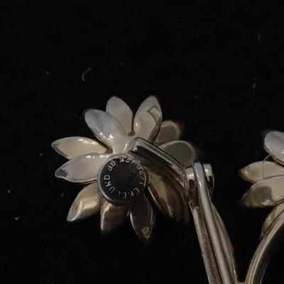 Gold Filled Vintage Petite Flower pin