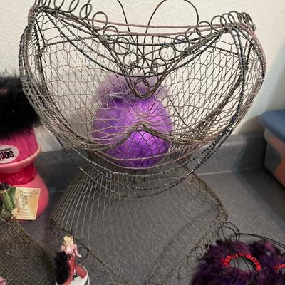 B28- fun fabulous girly things!