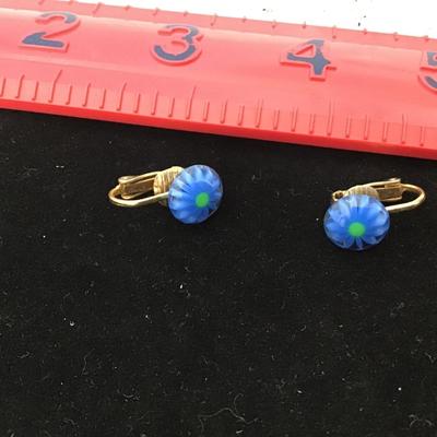 Vintage Blue Daisy Glass Button Clip on Earrings