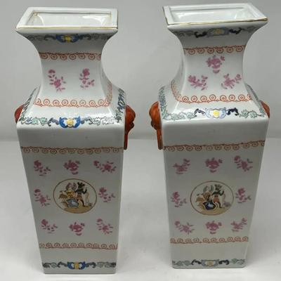 20th Century Chinese Twin vases (Republic Era)