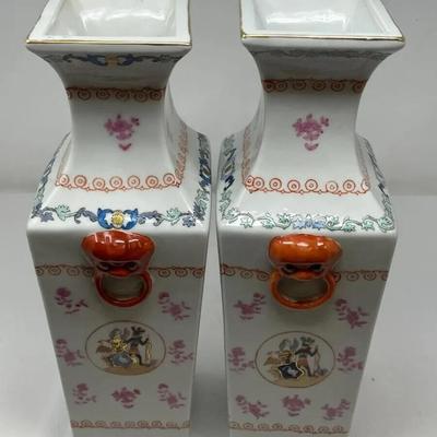 20th Century Chinese Twin vases (Republic Era)