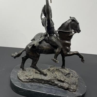 FREDRICK REMINGTON HORSE RIDER SCULPTURE/ THE SCALP