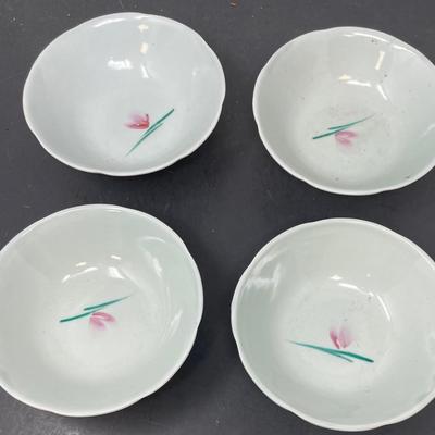 Four Early 20th Century Dish Plates