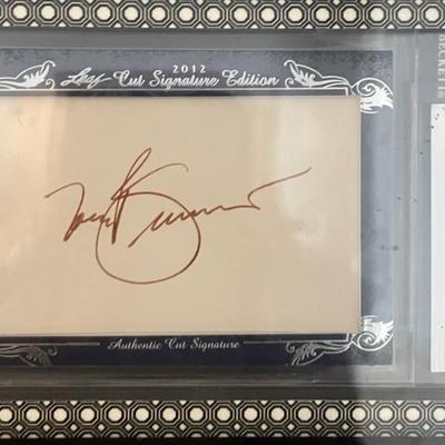 Signed Tony Bennett Memorabilia Authenticated by Beckett