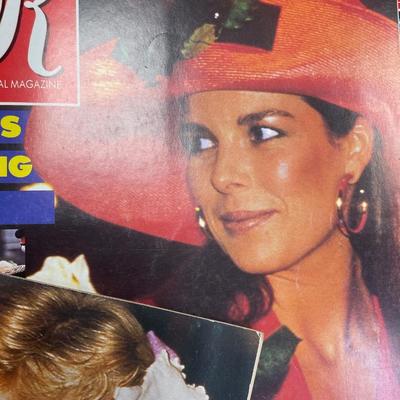 32 British Royal Family Magazine