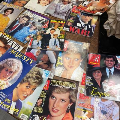 30 British Royal Family Magazines