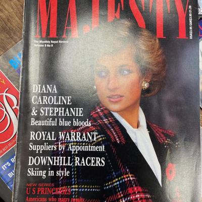 30 British Royal Family Magazines