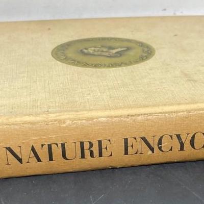 "The Audubon Nature Encyclopedia" Volume 2 Curtis Books