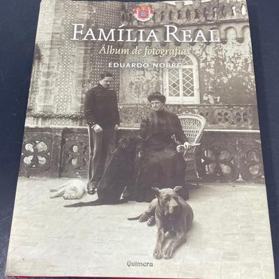 Royal Book "Familia Real, Album de Fotografias" by Eduardo Nobre