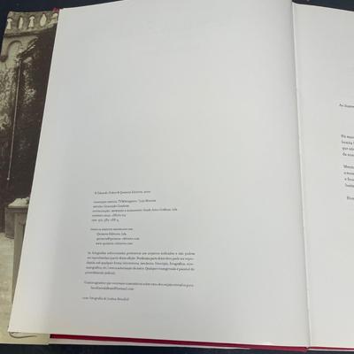 Royal Book "Familia Real, Album de Fotografias" by Eduardo Nobre